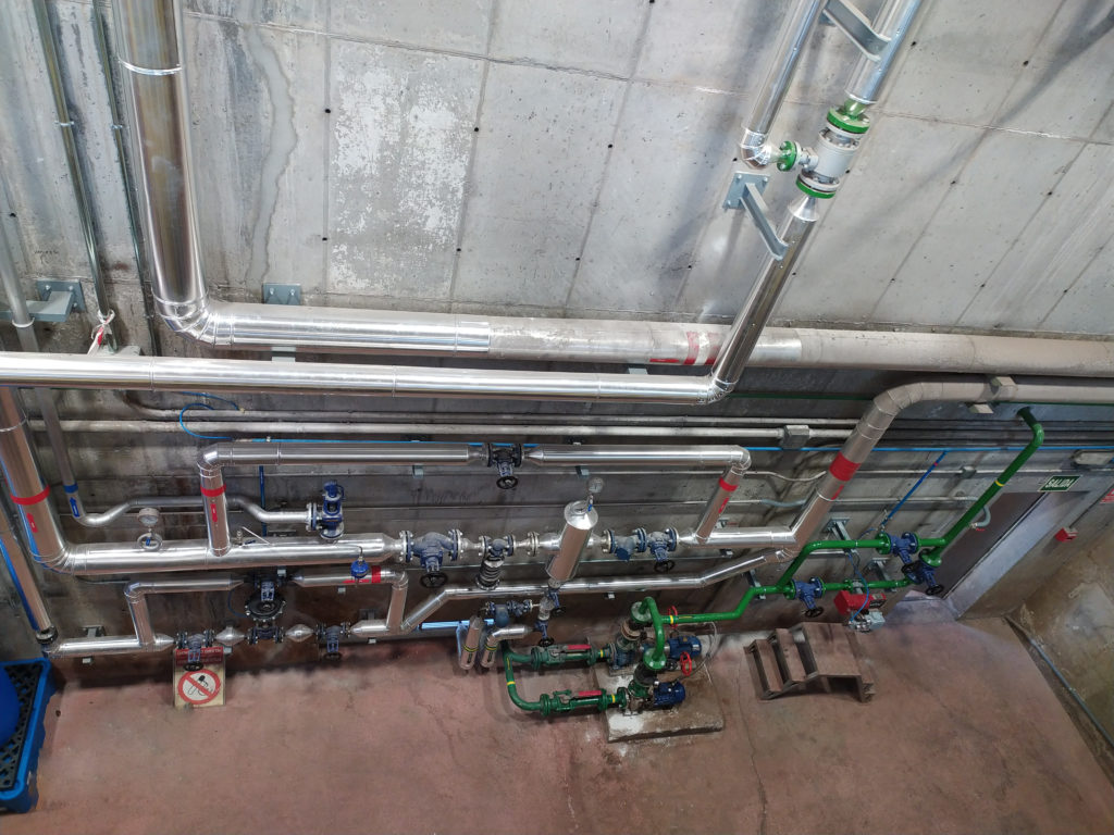 Turnkey commissioning of a boiler and installations in a chemical plant. Piping insulation - Soluciones Integrales de Combustion