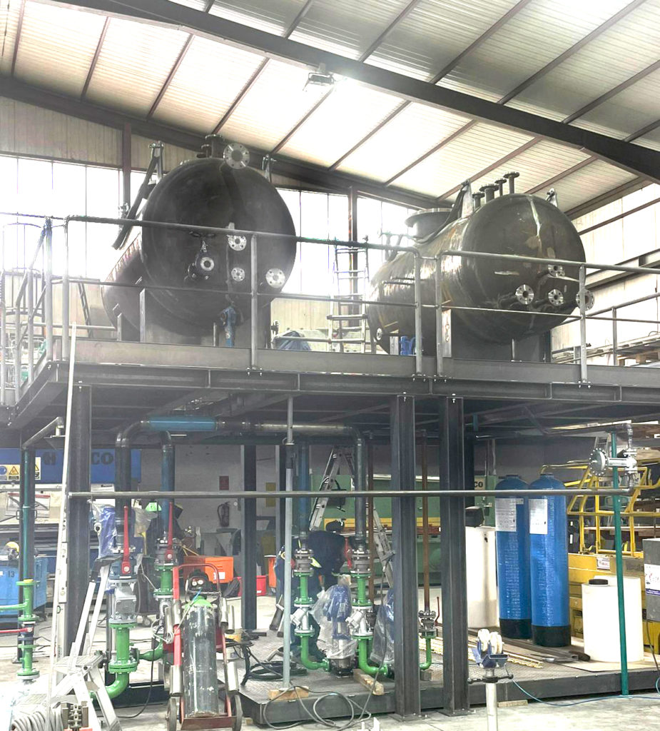 Boiler room - Water feed tank and machine condensate arrival tank with pressure - Soluciones Integrales de Combustion
